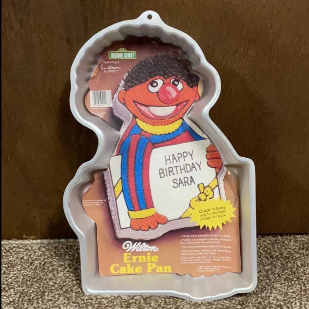 Vintage Sesame Street Wilton Party Cake Pan Ernie‎